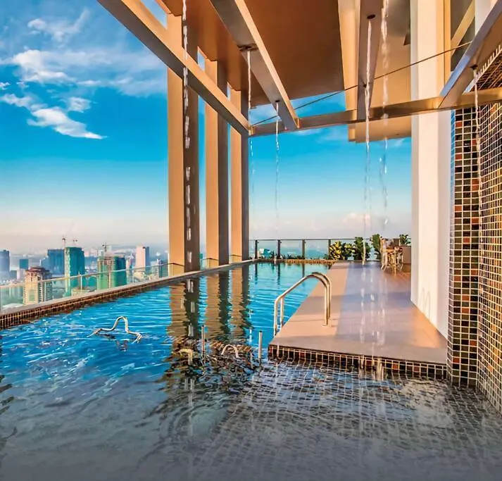 Rare Find Sky Infinity Pool 4 Pax, 2 Rooms Johor Bahru 0*,  Malaysia